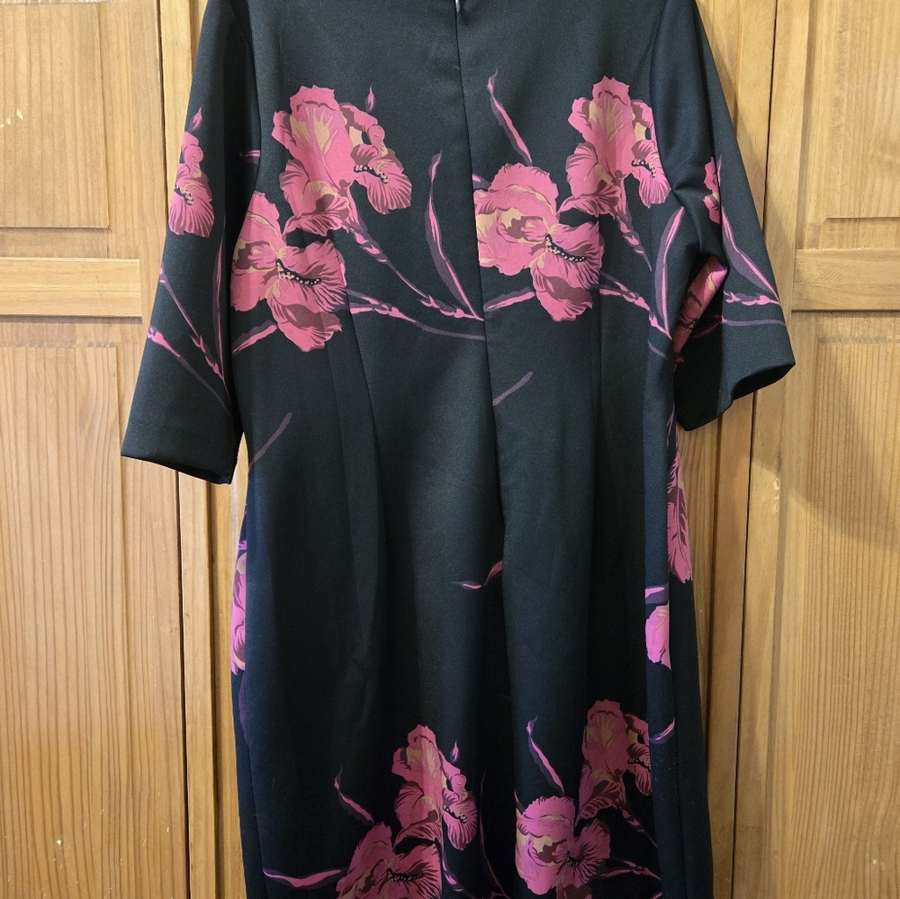 Betsey Johnson Knee Length Black Dress Short Sleeves Pink Floral Accents